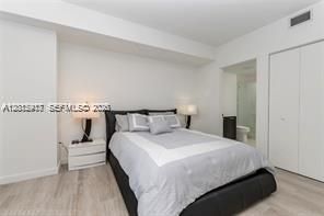 45 SW 9th St , Unit 1701, Miami, FL 33130 Photo