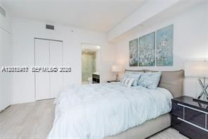 45 SW 9th St , Unit 1701, Miami, FL 33130 Photo