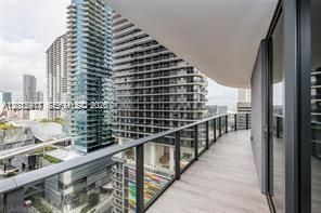 45 SW 9th St , Unit 1701, Miami, FL 33130 Photo