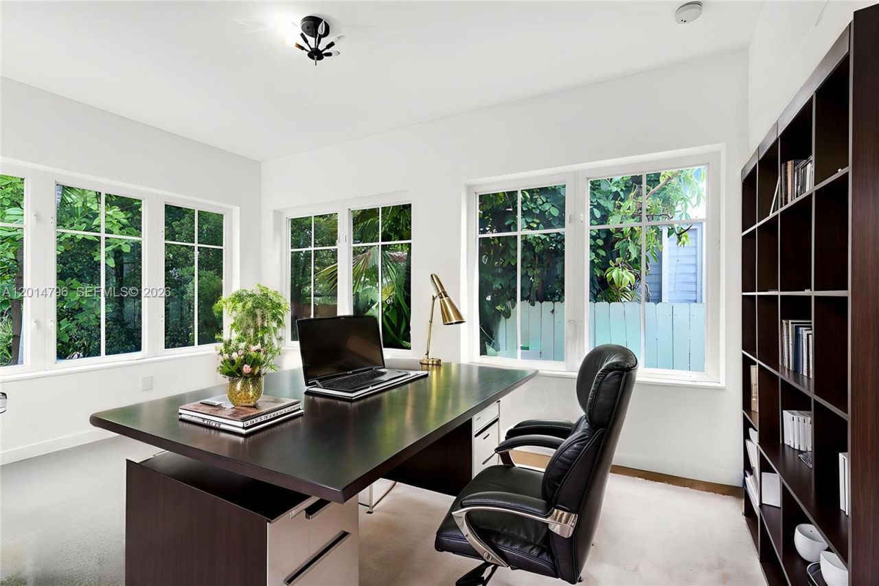 1232 Lenox Ave , Miami Beach, FL 33139 Photo