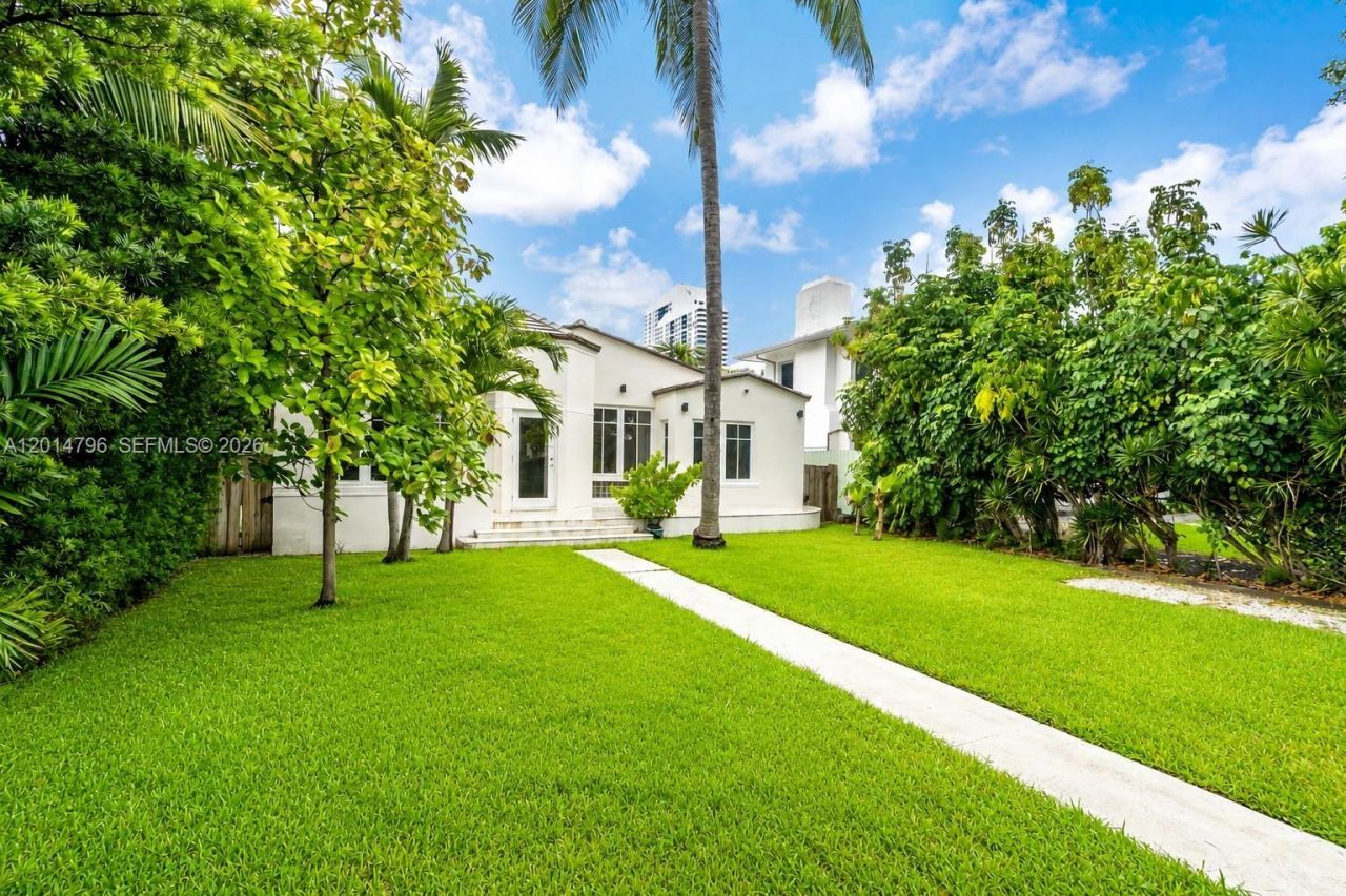 1232 Lenox Ave , Miami Beach, FL 33139 Photo