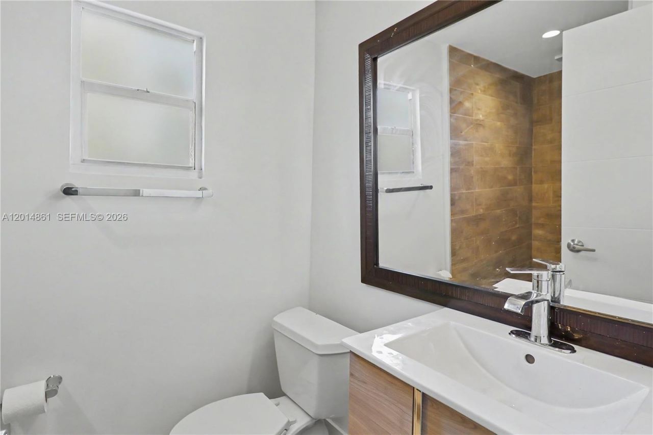 10710 SW 43rd Ln, Unit 1, Miami, FL 33165 Photo