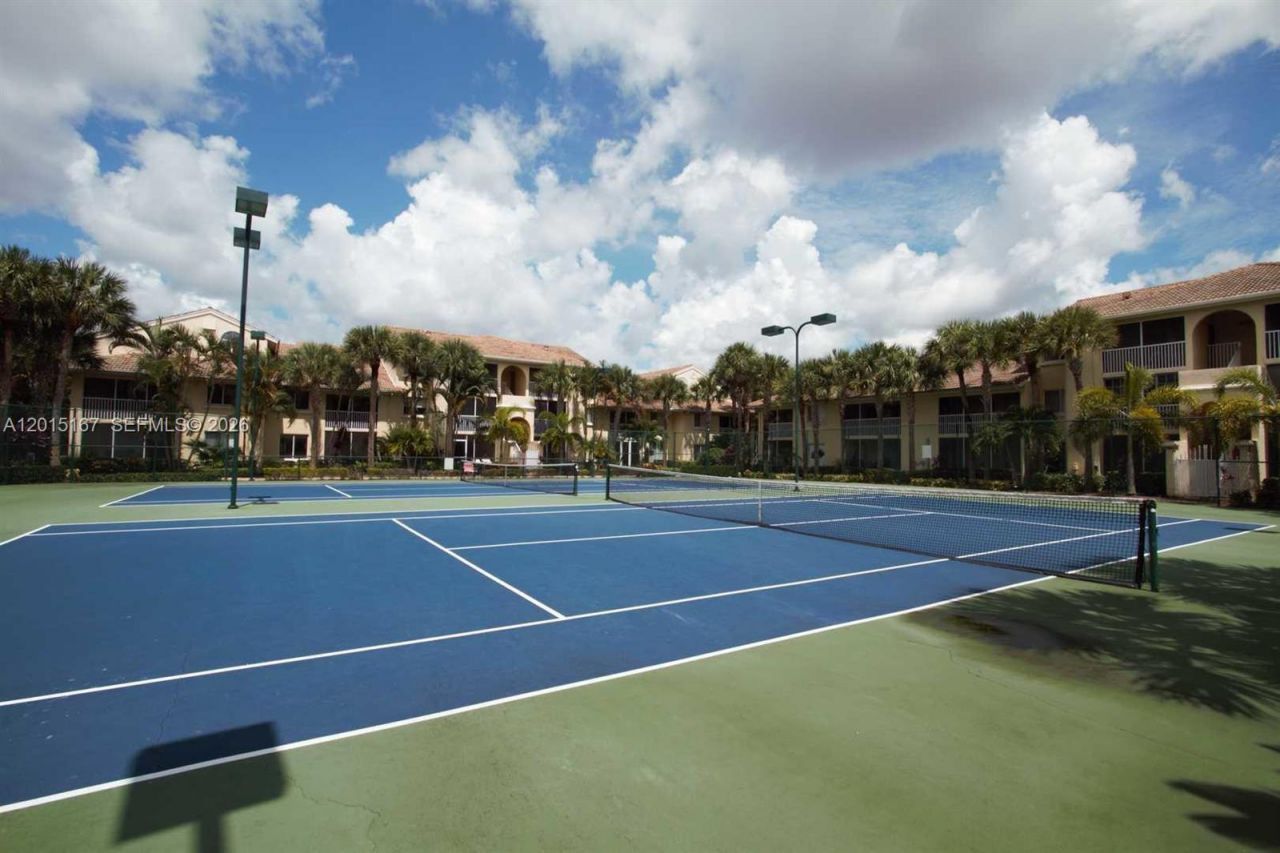 16203 Glenmoor Dr , Unit 16203, West Palm Beach, FL 33409 Photo