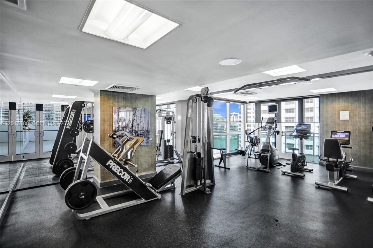 950 Brickell Bay Dr , Unit 4610, Miami, FL 33131 Photo