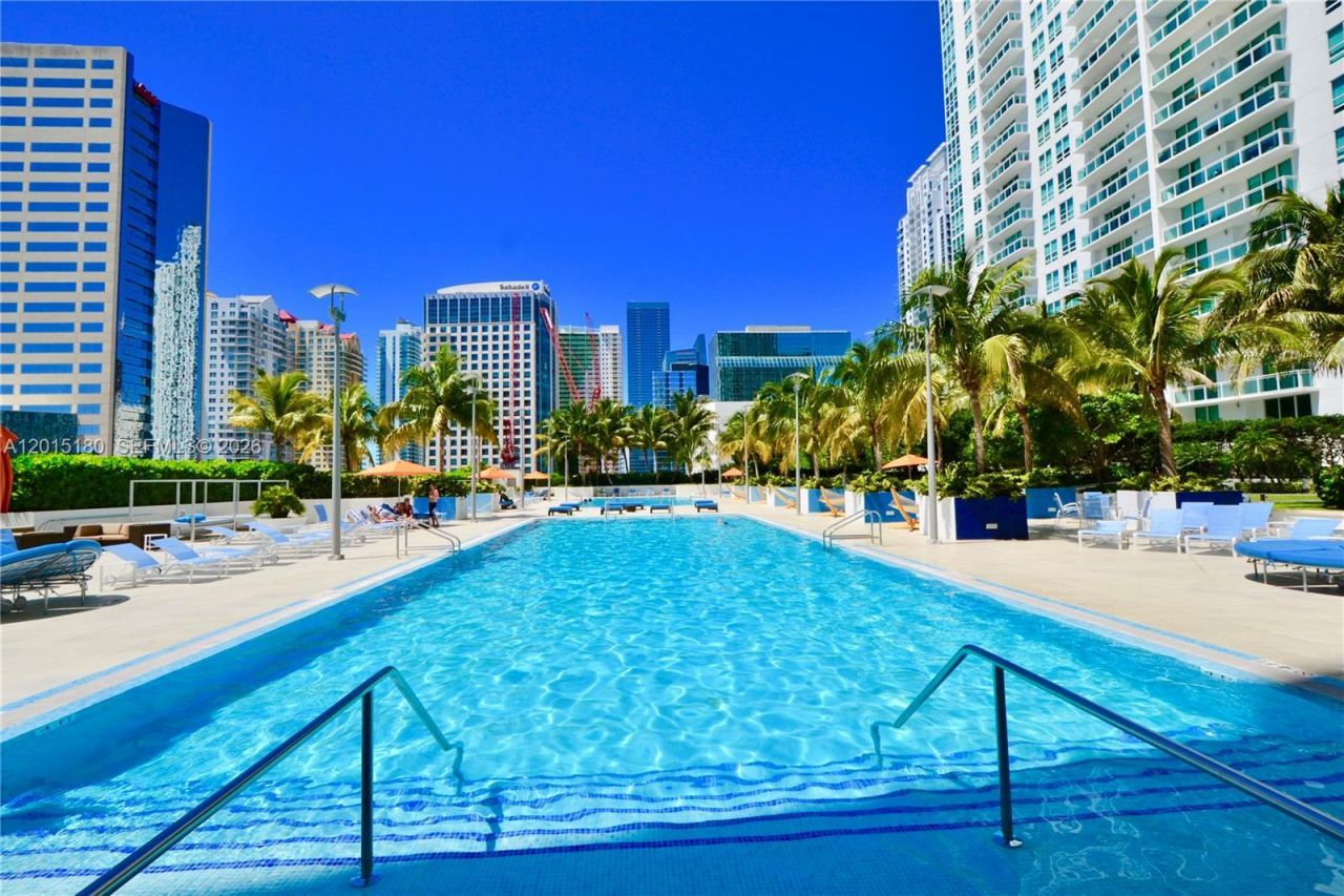 950 Brickell Bay Dr , Unit 4610, Miami, FL 33131 Photo