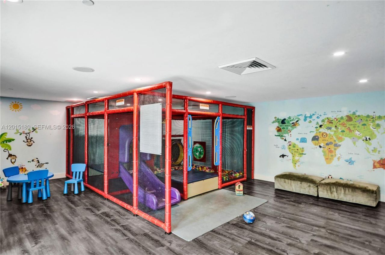 950 Brickell Bay Dr , Unit 4610, Miami, FL 33131 Photo