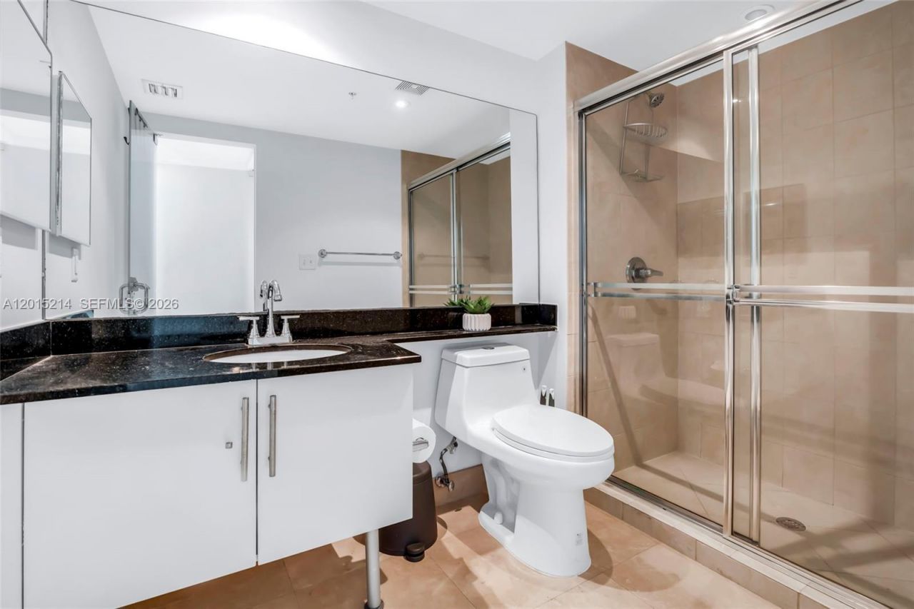 31 SE 5th St, Unit 3010, Miami, FL 33131 Photo