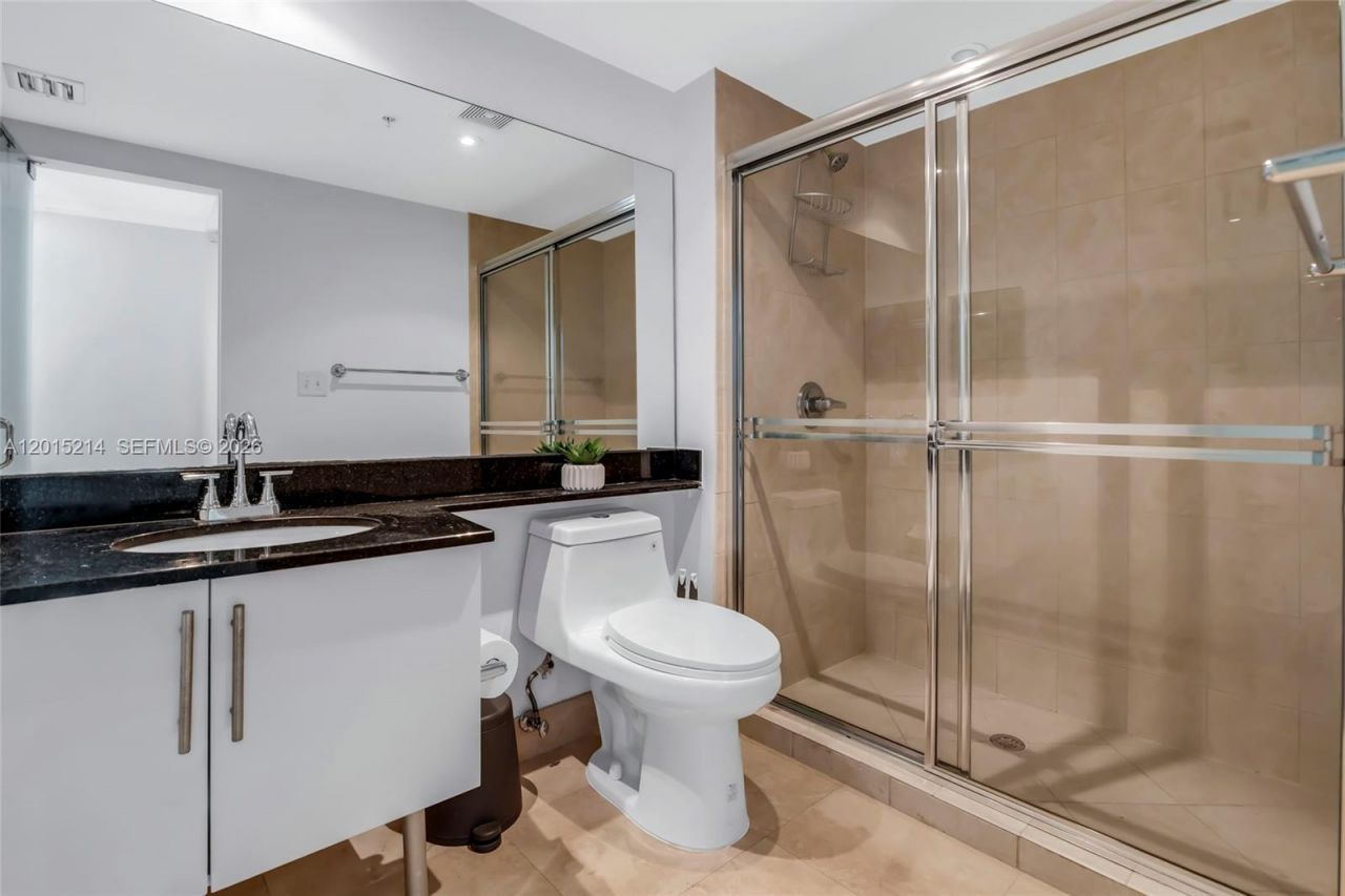 31 SE 5th St, Unit 3010, Miami, FL 33131 Photo