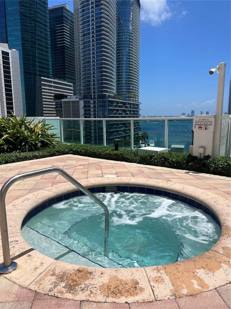31 SE 5th St, Unit 3010, Miami, FL 33131 Photo