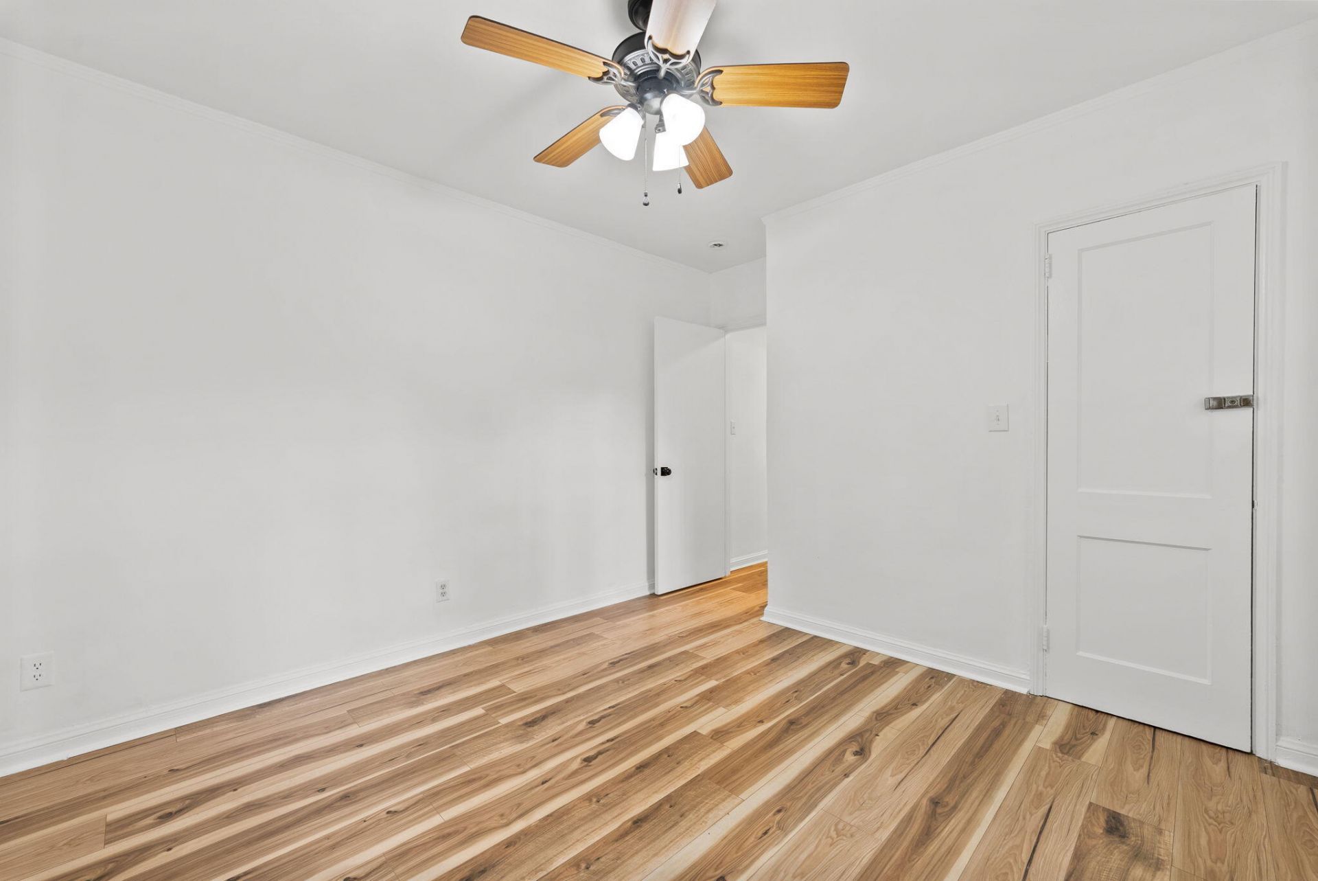 5902 Sedgefield Drive Photo 21