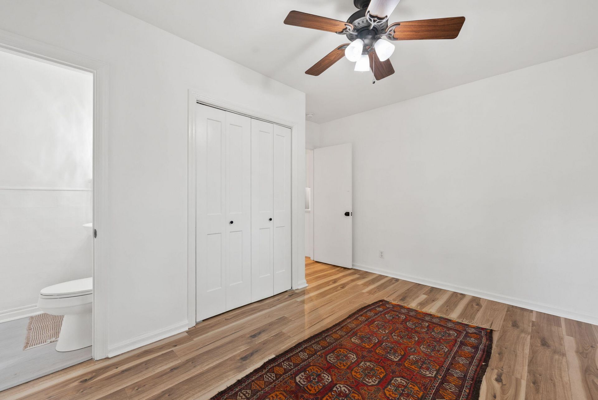 5902 Sedgefield Drive Photo 24