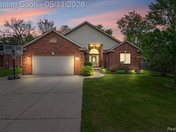 1520 Garden Street, Garden City, MI 48135