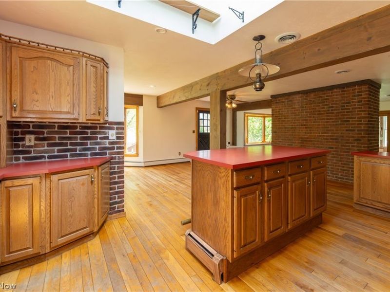 7969 Dines Road, Russell, OH 44072 Photo 11
