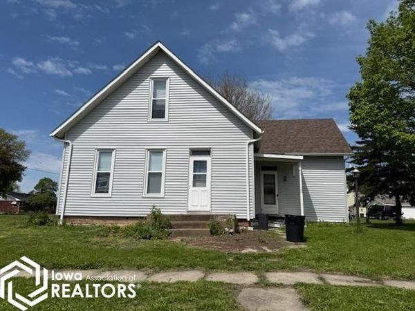 407 S Adams Street, Mount Pleasant, IA 52641