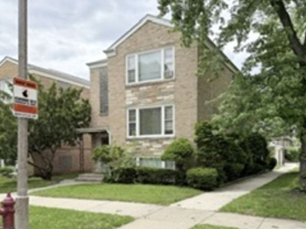 2100 Scoville Avenue , Berwyn, IL 60402
