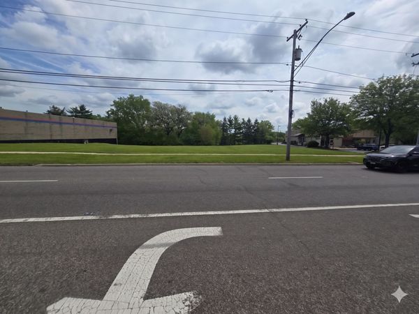 403-405 S Lincolnway Street , North Aurora, IL 60542