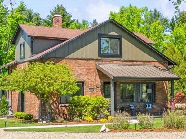 7321 Harbert Road, Harbert, MI 49115