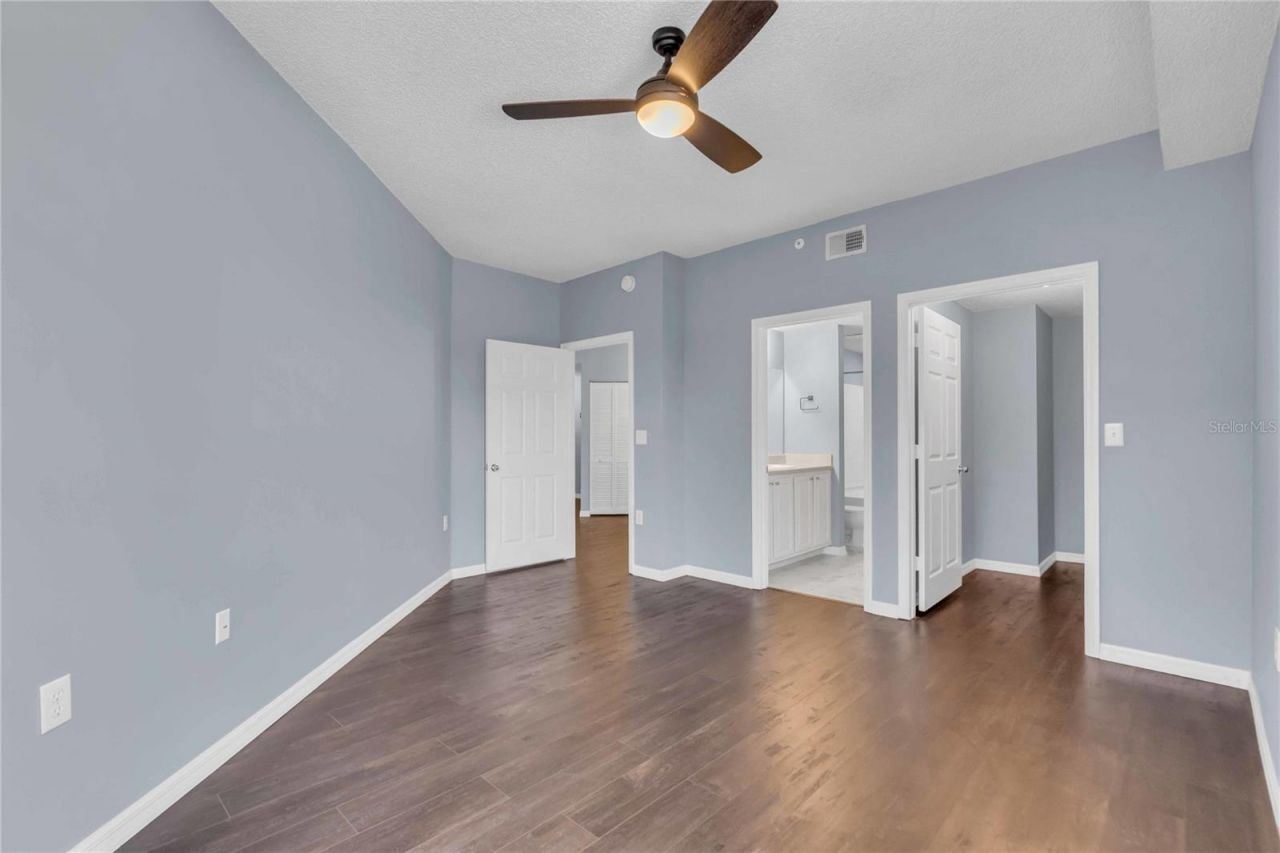 4763 Travini Circle, Unit 3-303, Sarasota, FL 34235 Photo
