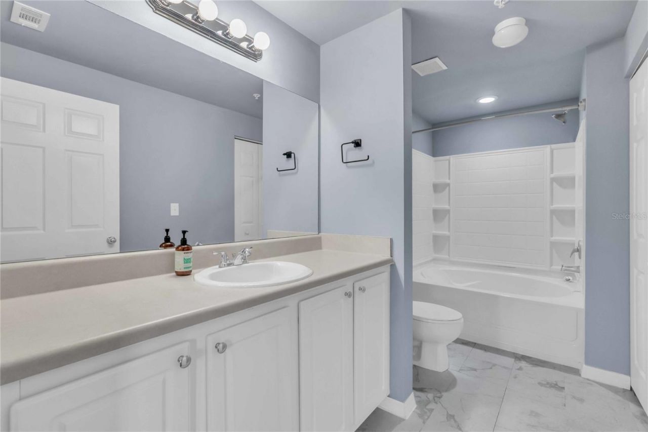 4763 Travini Circle, Unit 3-303, Sarasota, FL 34235 Photo