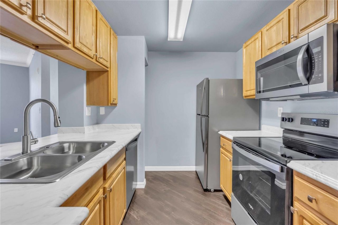 4763 Travini Circle, Unit 3-303, Sarasota, FL 34235 Photo