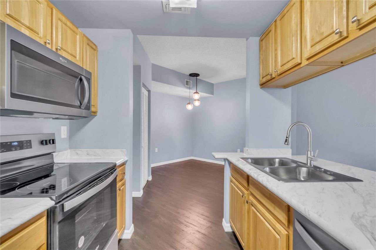 4763 Travini Circle, Unit 3-303, Sarasota, FL 34235 Photo