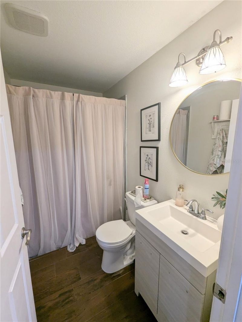1808 36th Avenue E, Bradenton, FL 34208 Photo