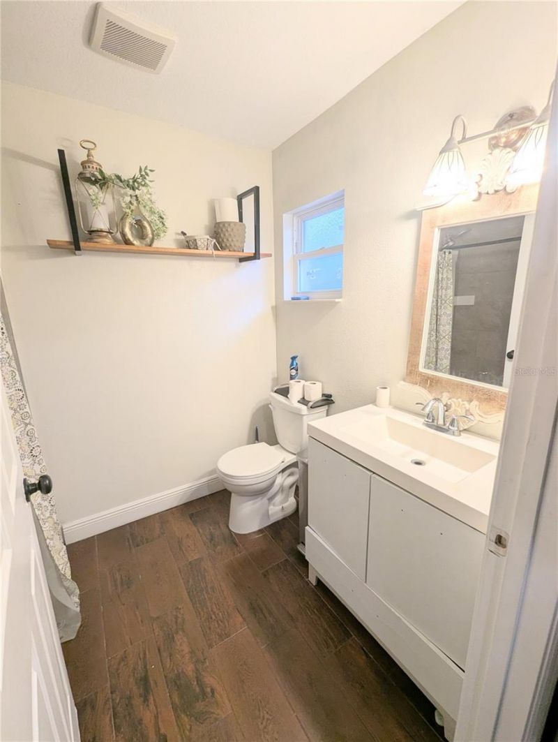 1808 36th Avenue E, Bradenton, FL 34208 Photo