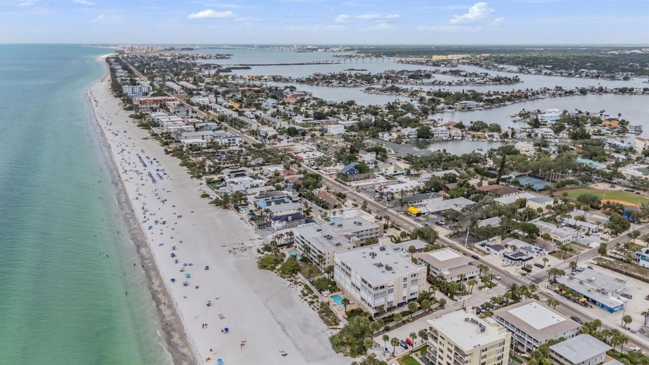 1500 Gulf Boulevard , Unit 204B, Indian Rocks Beach, FL 33785 Photo