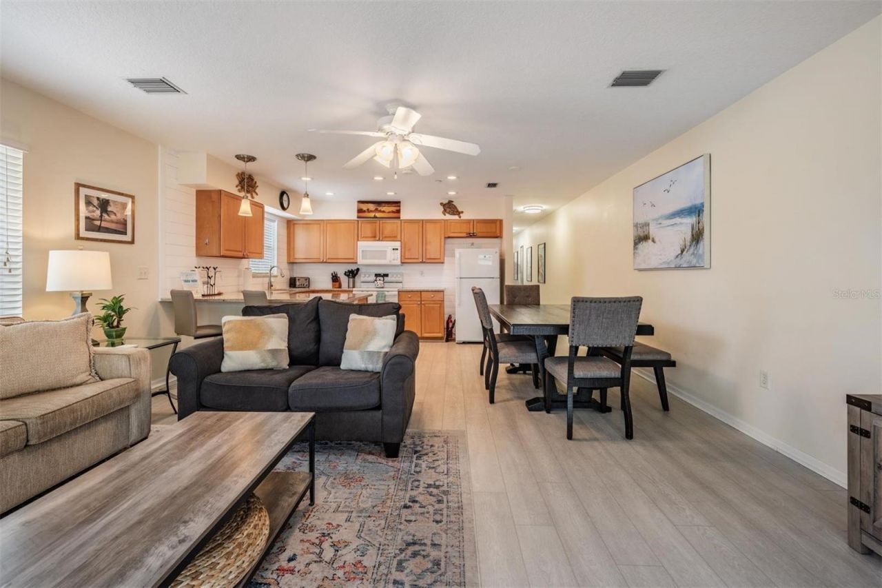 1500 Gulf Boulevard , Unit 204B, Indian Rocks Beach, FL 33785 Photo