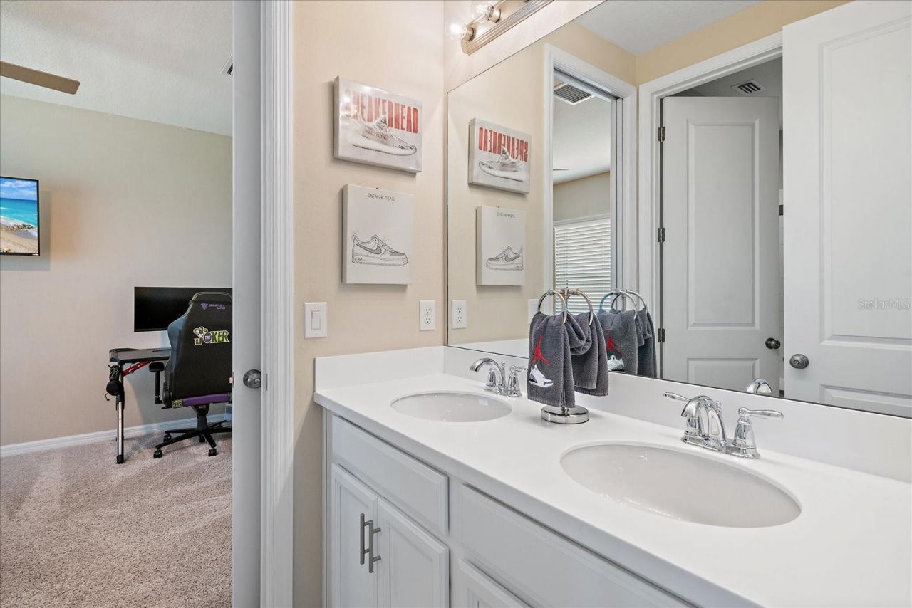 9085 Luna Lane, Sarasota, FL 34241 Photo
