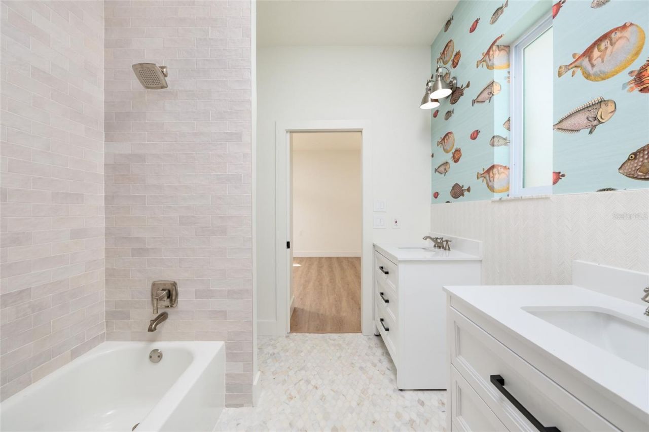 2063 Illinois Avenue Ne, Saint Petersburg, FL 33703 Photo