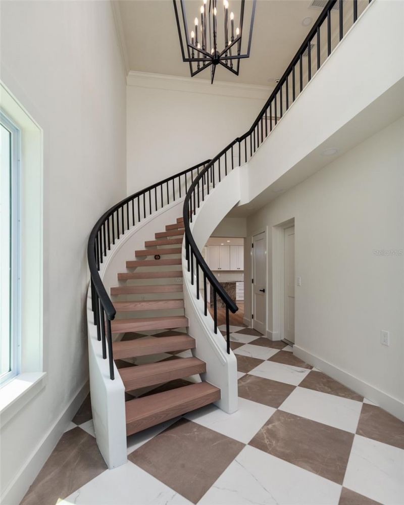 2063 Illinois Avenue Ne, Saint Petersburg, FL 33703 Photo