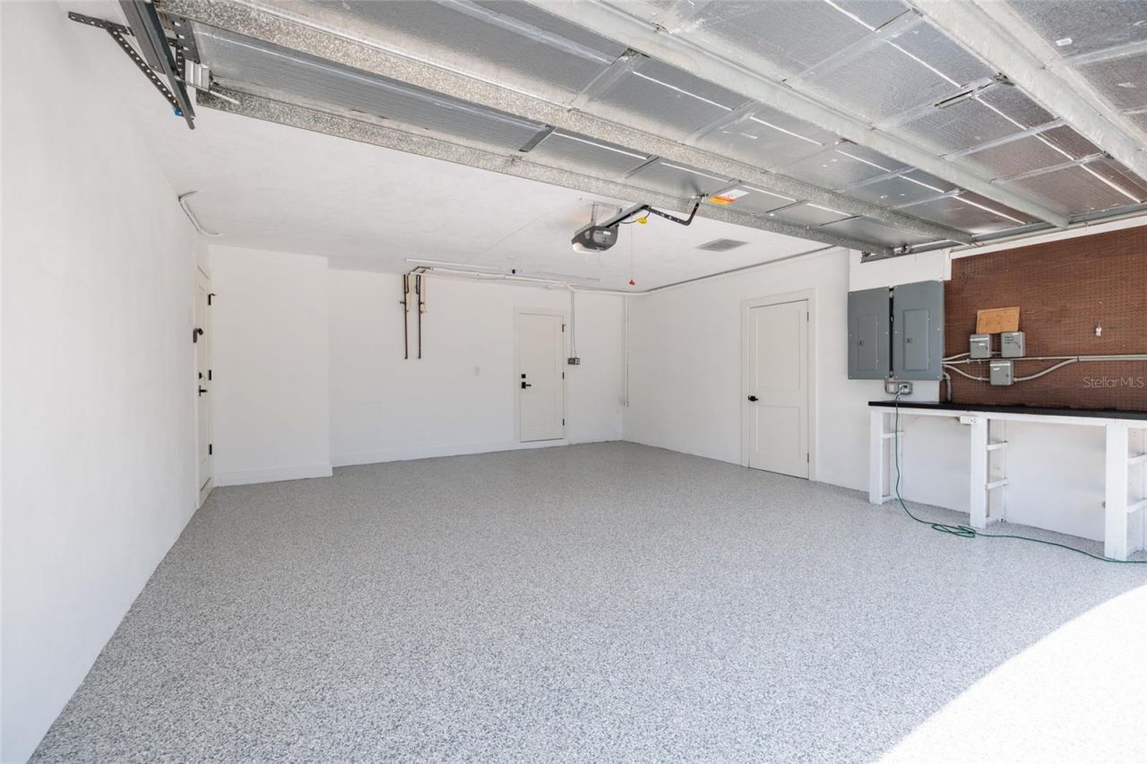 2063 Illinois Avenue Ne, Saint Petersburg, FL 33703 Photo