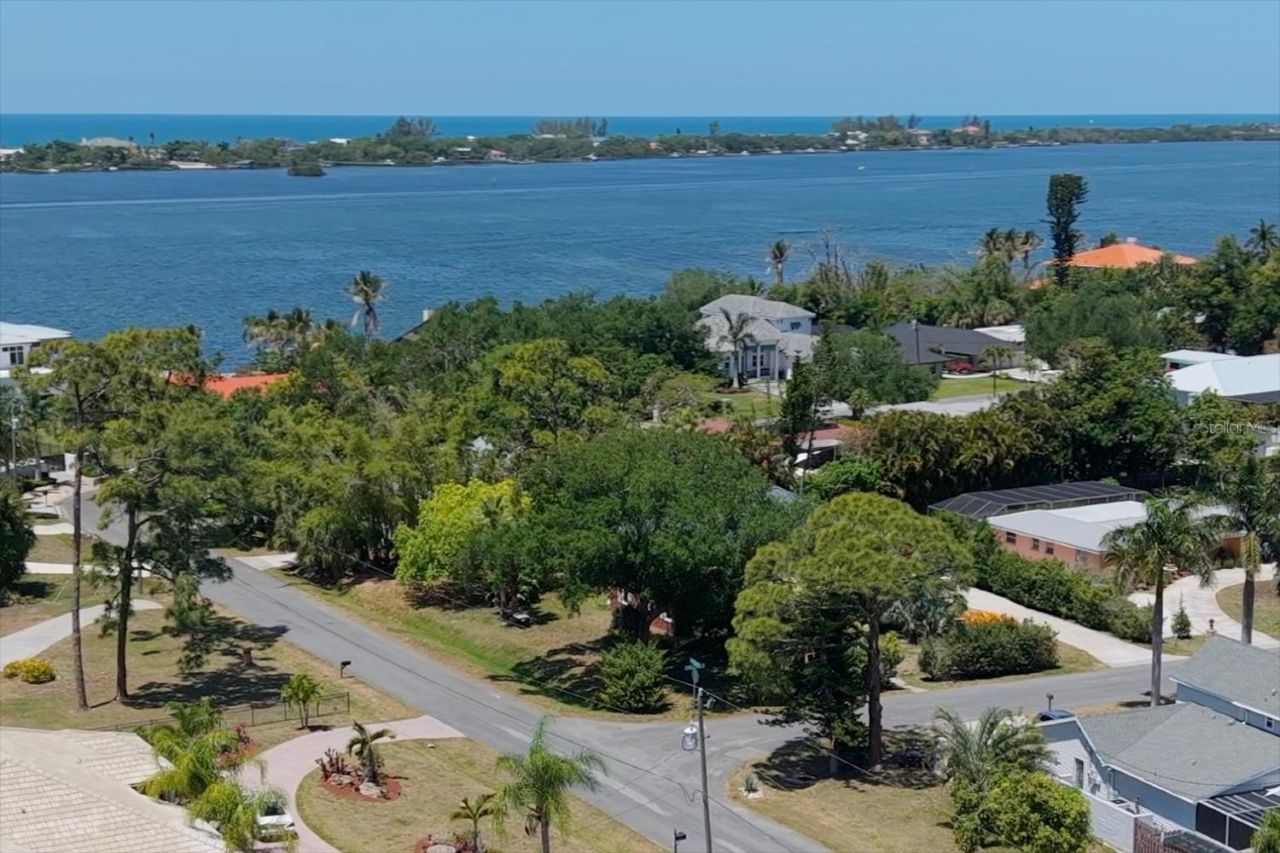 Sarabay Road , Osprey, FL 34229 Photo