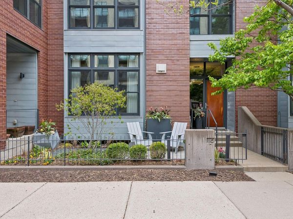 200 Park Avenue, Unit 110, Minneapolis, MN 55415