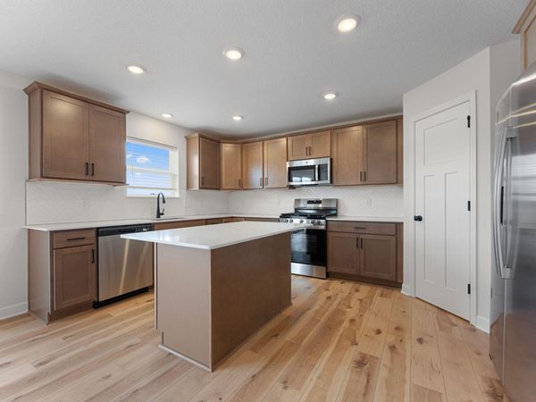 1141 Annagaire Curve, Rosemount, MN 55068