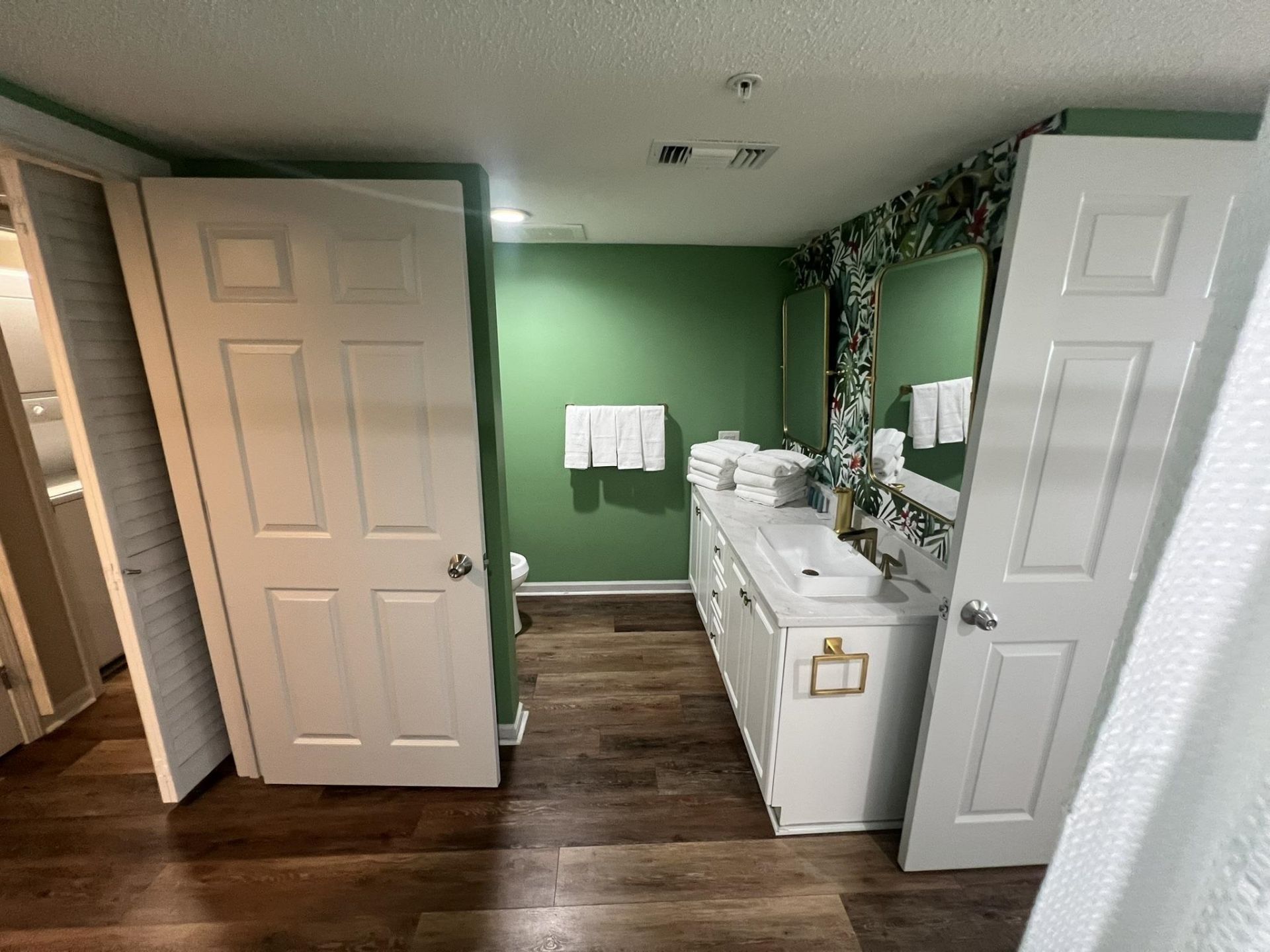 2151 Bridge View Ct. Photo 30