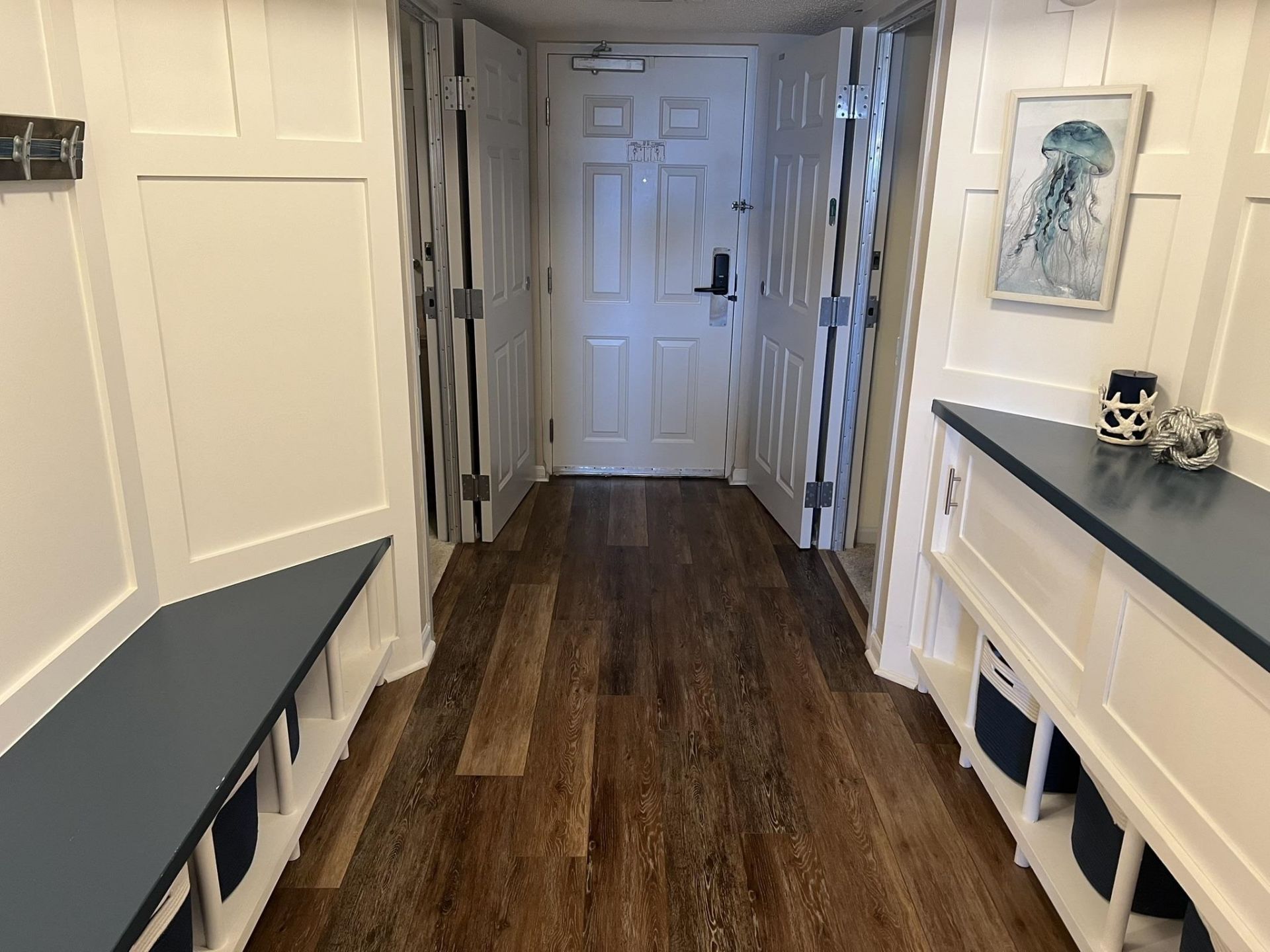 2151 Bridge View Ct. Photo 4