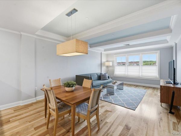 225 Stanley Avenue , Unit 313, Mamaroneck, NY 10543