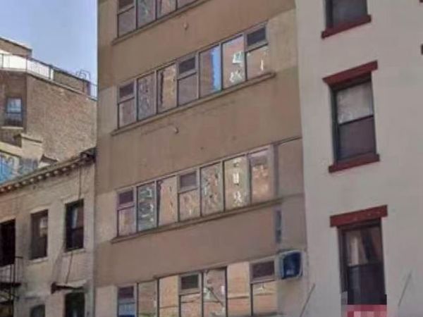 7 Division Street , New York (Manhattan), NY 10002