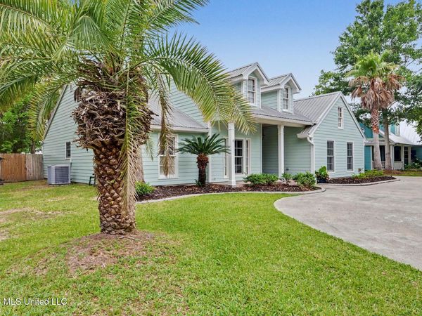 179 Blue Heron Cove, Waveland, MS 39576