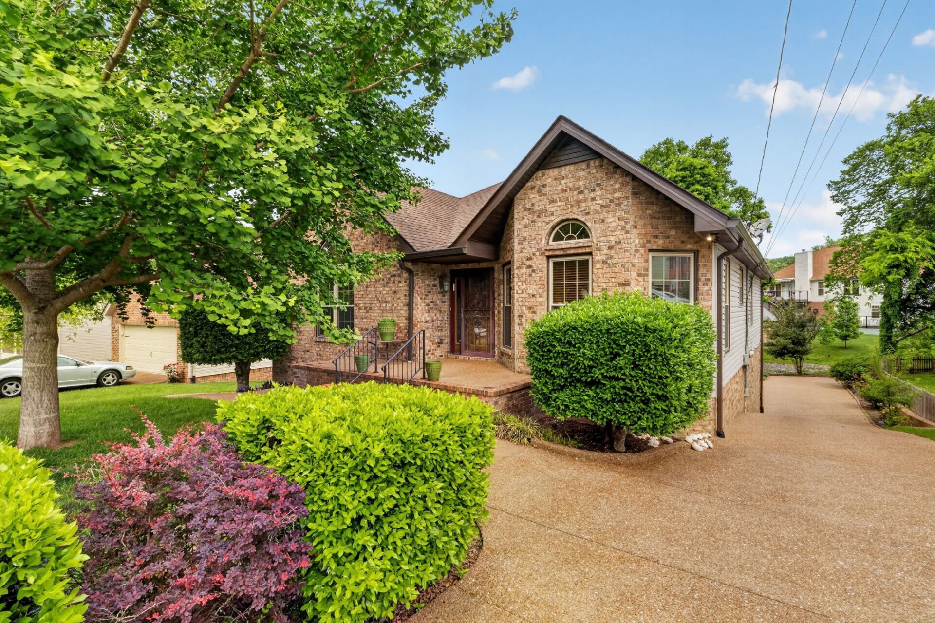 6116 Bradford Hills Dr, Nashville, TN 37211 Main Photo