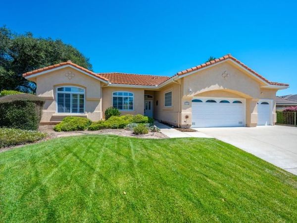 1112 Oakmont Place, Nipomo, CA 93444