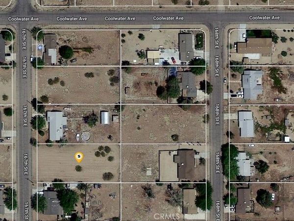 40304 167, Lake Los Angeles, CA 93591
