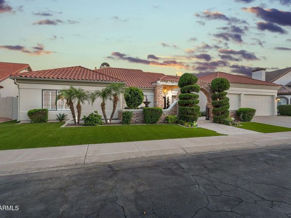 1321 E TREASURE COVE Drive, Gilbert, AZ 85234