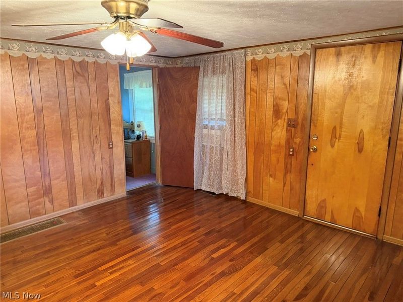 59 W Buckeye Street, West Salem, OH 44287 Photo 16