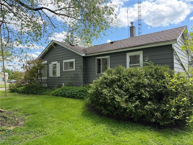 59 W Buckeye Street, West Salem, OH 44287 Photo 5