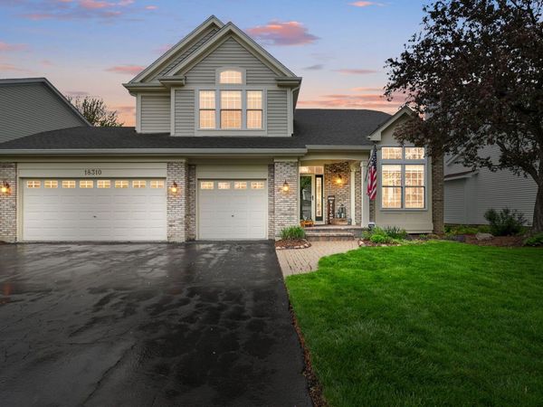 18310 W Meander Drive , Grayslake, IL 60030