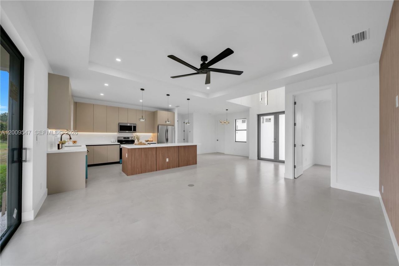 2606 40th St SW , Lehigh Acres, FL 33976 Photo