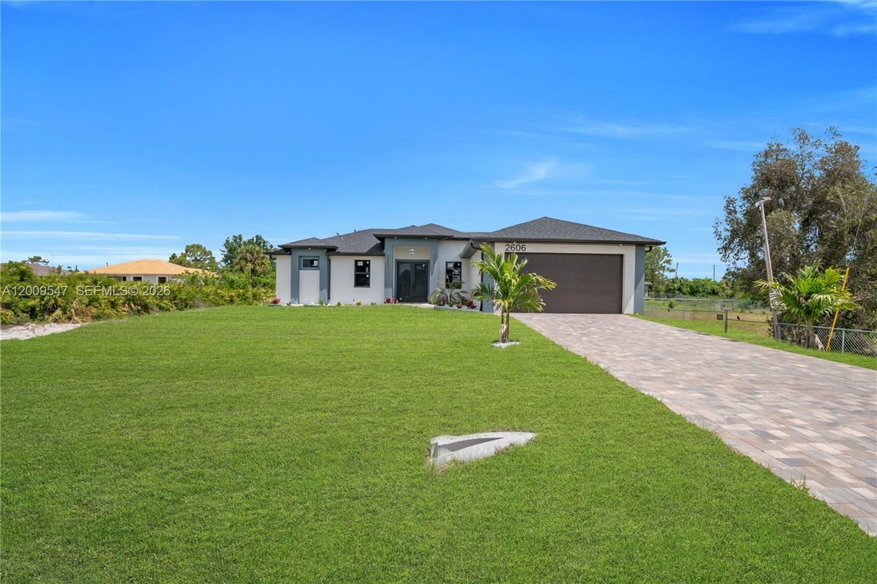 2606 40th St SW , Lehigh Acres, FL 33976 Photo